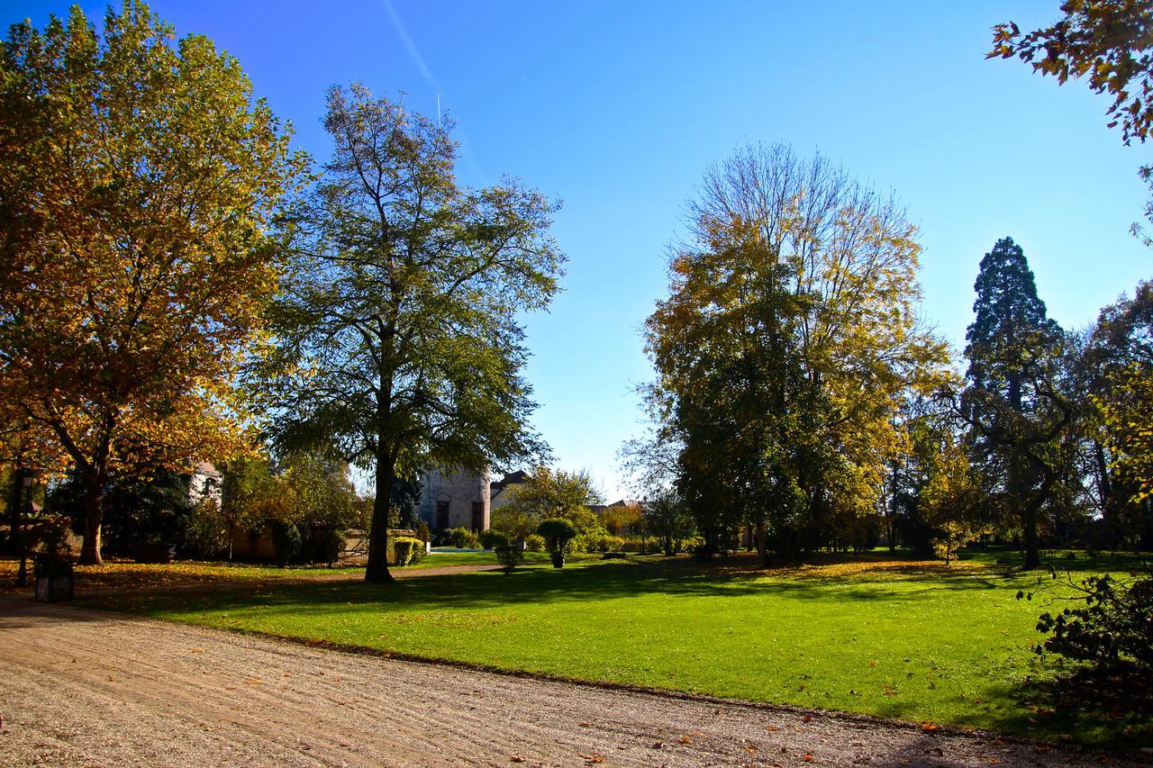 Chateau De Montabert Montaulin 외부 사진