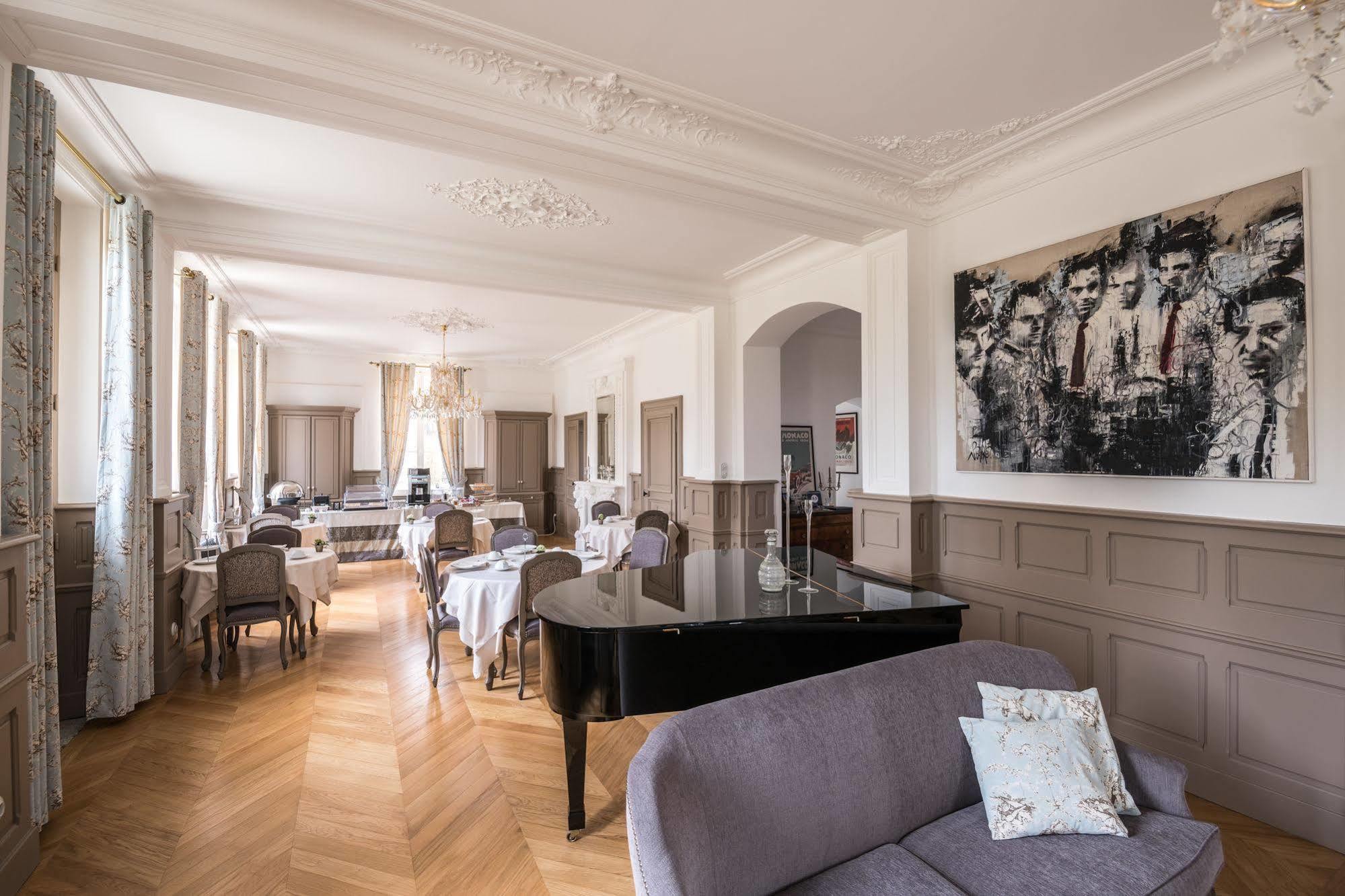 Chateau De Montabert Montaulin 외부 사진